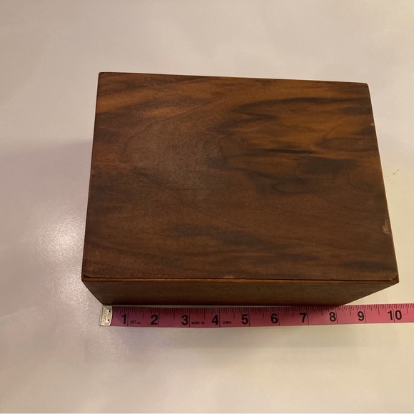 Vintage Rosewood shadow display boxes raised plinth felt backed interior - Picture 9 of 12